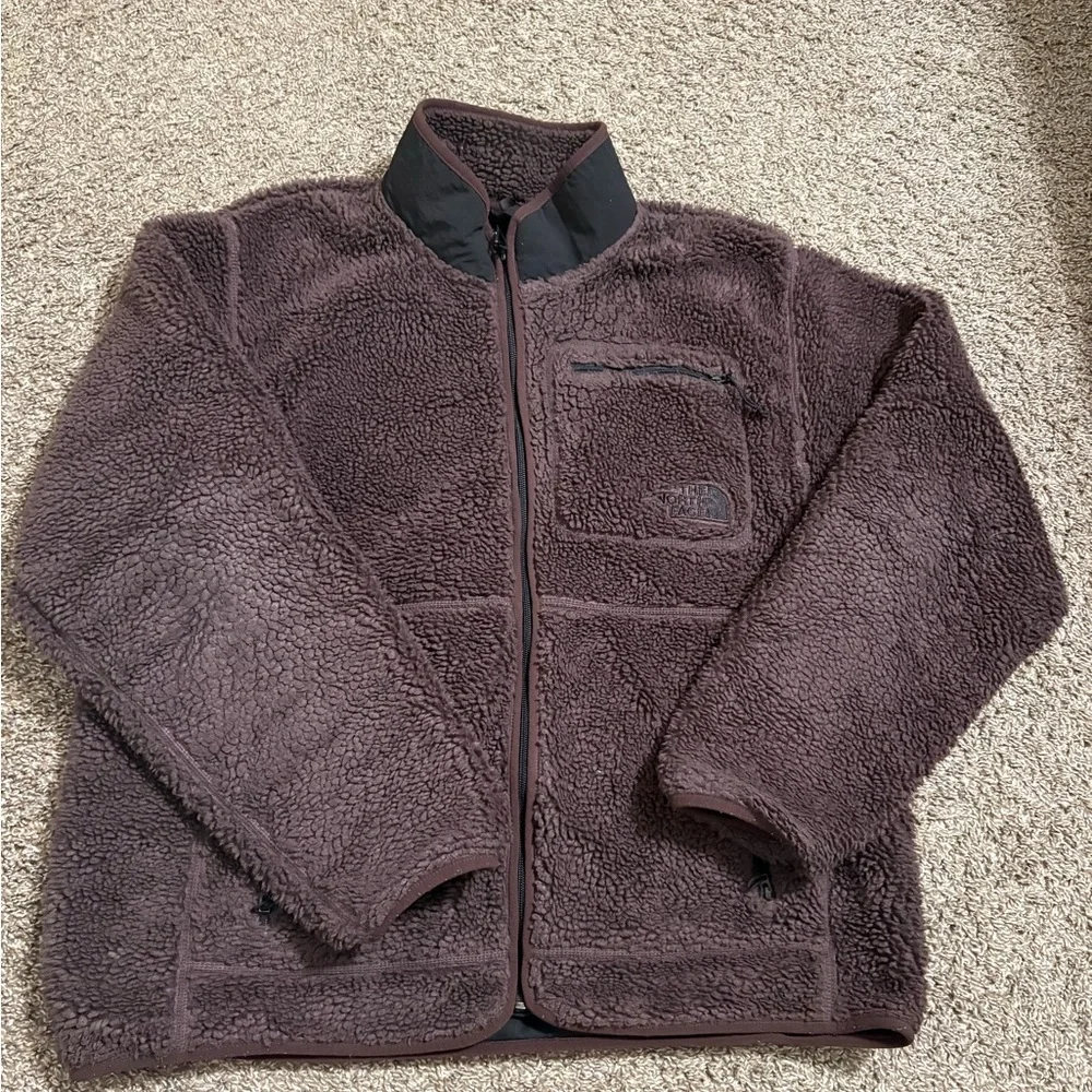 The North Face Mens Extreme Pile Full Zip Coal Brown Fleece Jacket